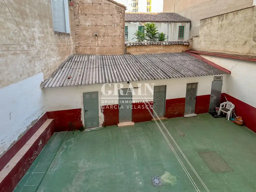 Vista exterior de Apartament en venda en Albacete amb Aire condicionat, Calefacció i Parquet