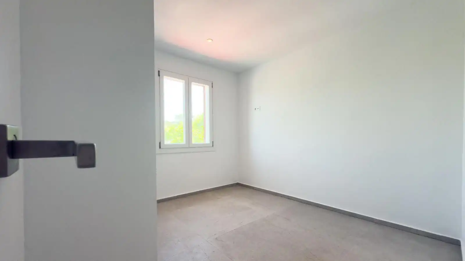 Schlafzimmer von Dachboden zum Verkauf in Santanyí mit Heizung, Terrasse und Balkon