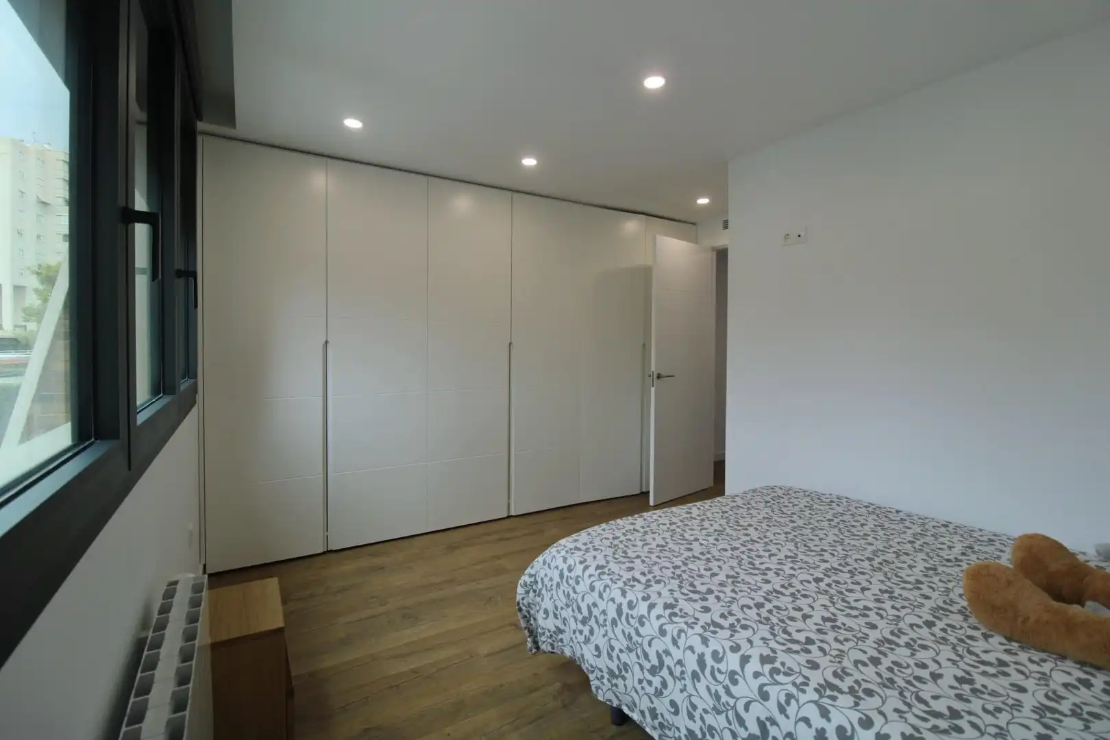 Dormitori de Casa o xalet en venda en Alicante / Alacant amb Aire condicionat, Terrassa i Moblat
