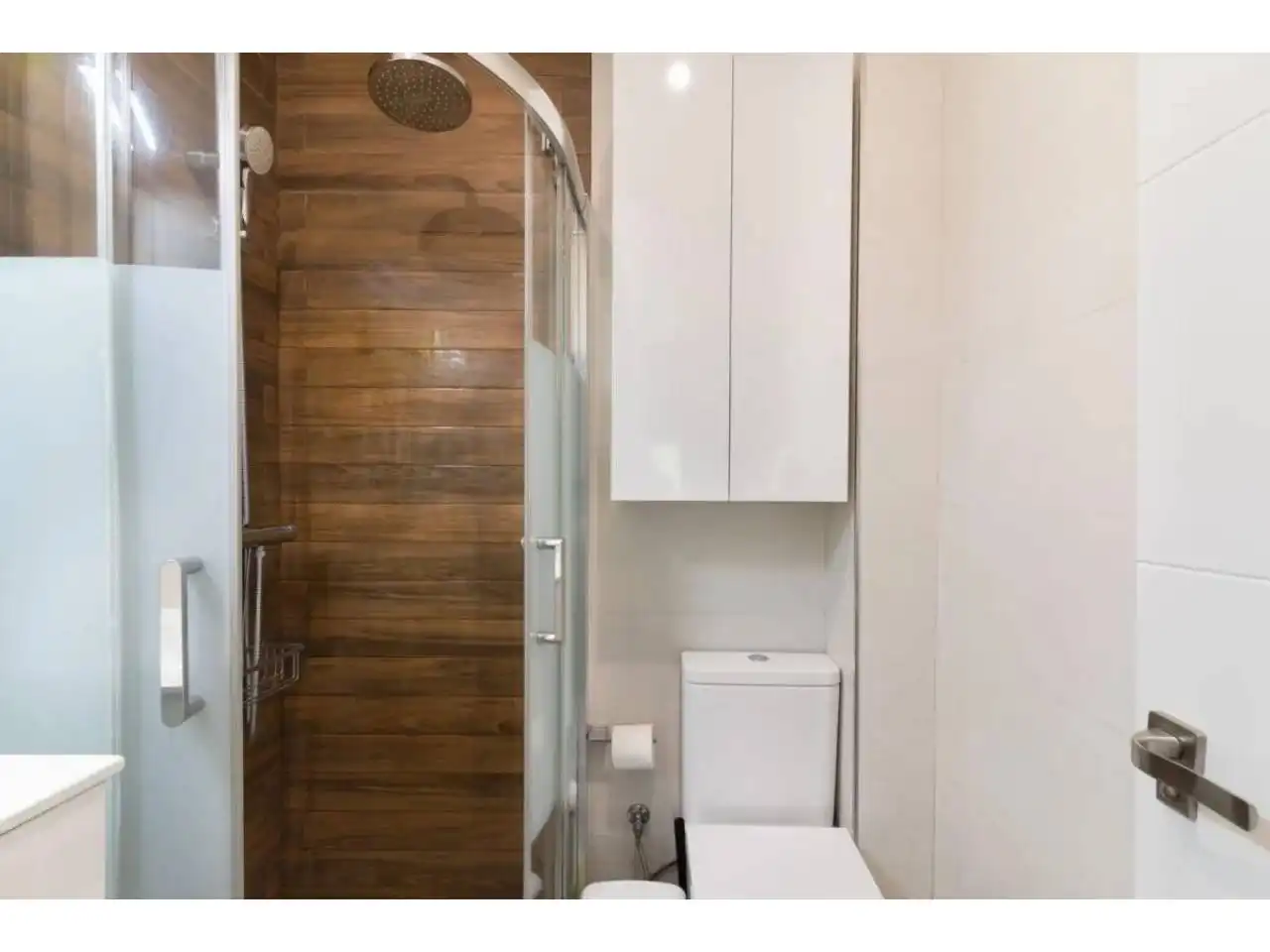 Bathroom of Study for sale in Sant Joan Despí  with Air Conditioner, Heating and Parquet flooring