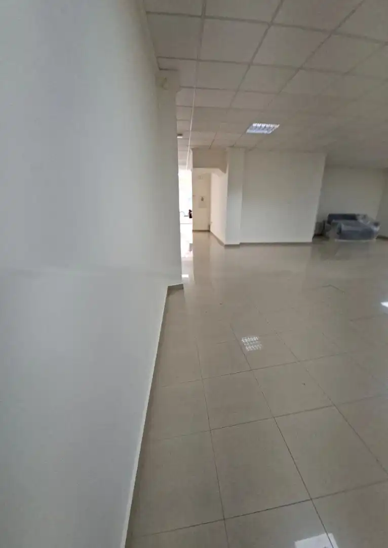 Local comercial en venta en Calle de Doña Crisanta, imagen 5