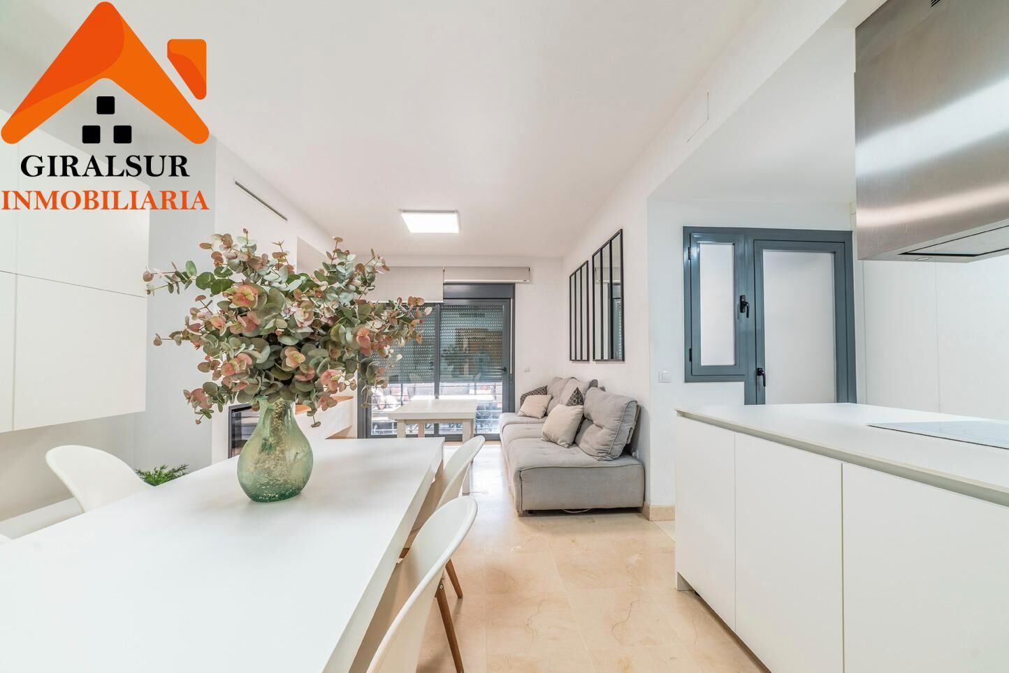 Single-family semi-detached for sale in  Sevilla Capital  with Air Conditioner, Parquet flooring and Terrace