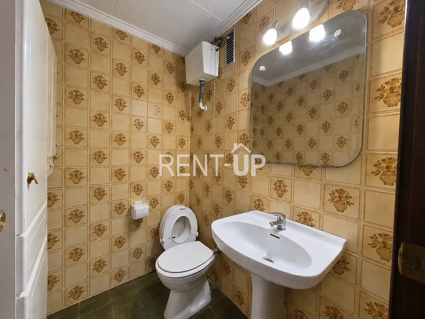 Baño de Piso en venta en Xàtiva con Horno y Balcón