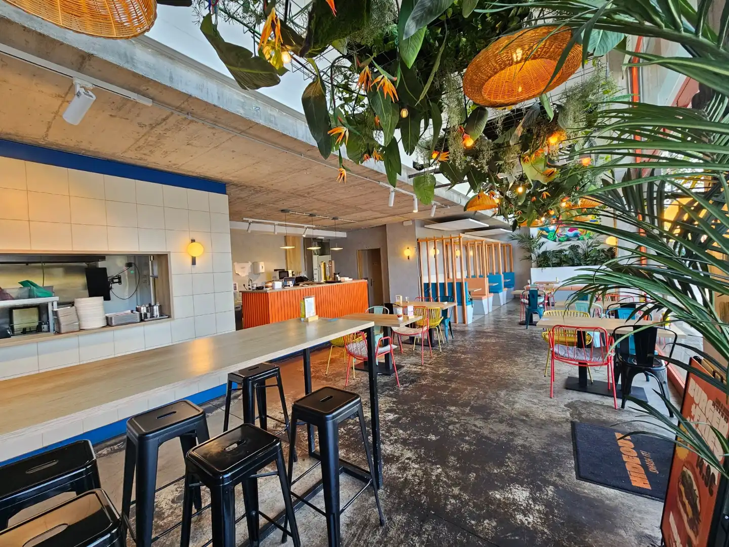 Business premises for transfer in Sant Martí, imagen 2