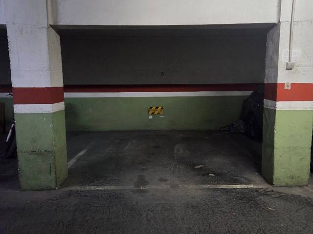 Garaje en Venta en Carrer del Pare Tomàs de Montañana, 6 en Camí Fondo