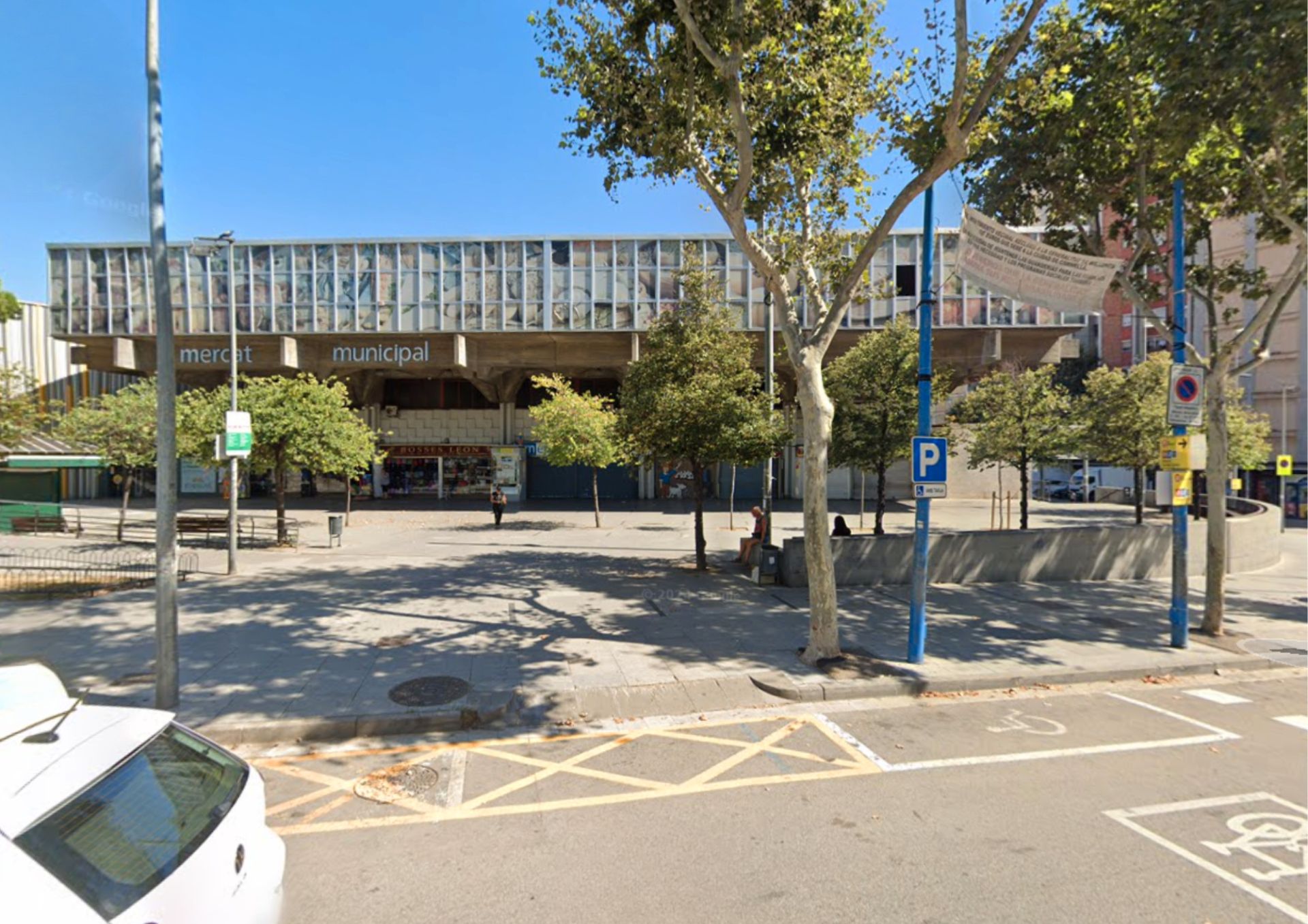 Vista exterior de Pis en venda en Cornellà de Llobregat