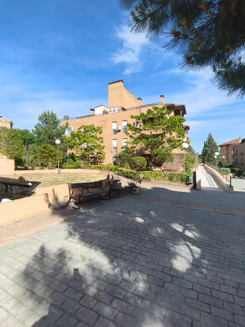 Exterior view of Flat for sale in Humanes de Madrid  with Air Conditioner, Heating and Terrace