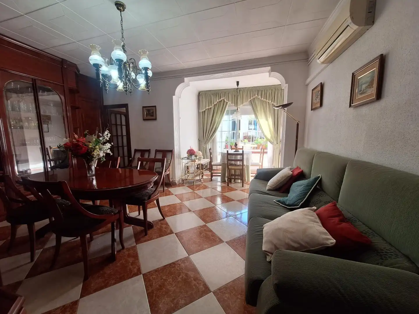 Sala d'estar de Casa o xalet en venda en Sabadell amb Aire condicionat, Calefacció i Terrassa
