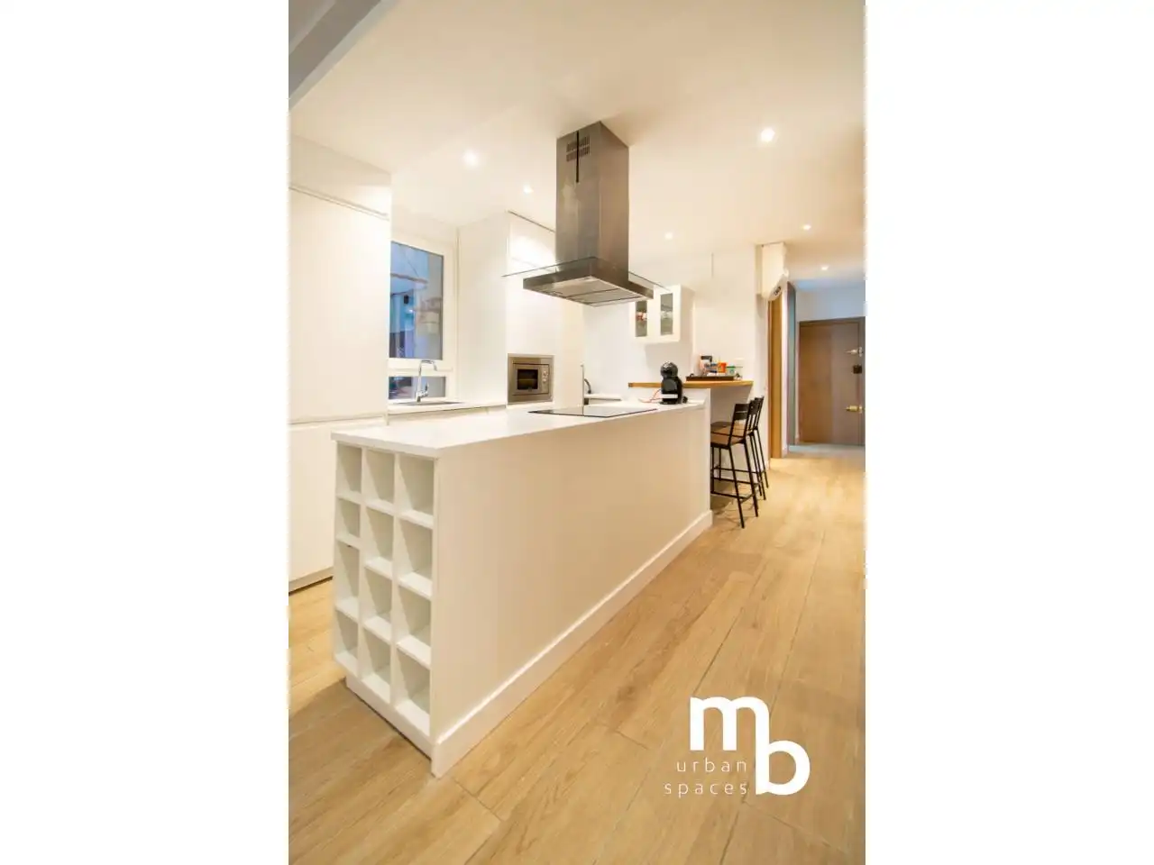 Cocina de Apartamento de alquiler en Madrid con Aire acondicionado, Calefacción y Amueblado