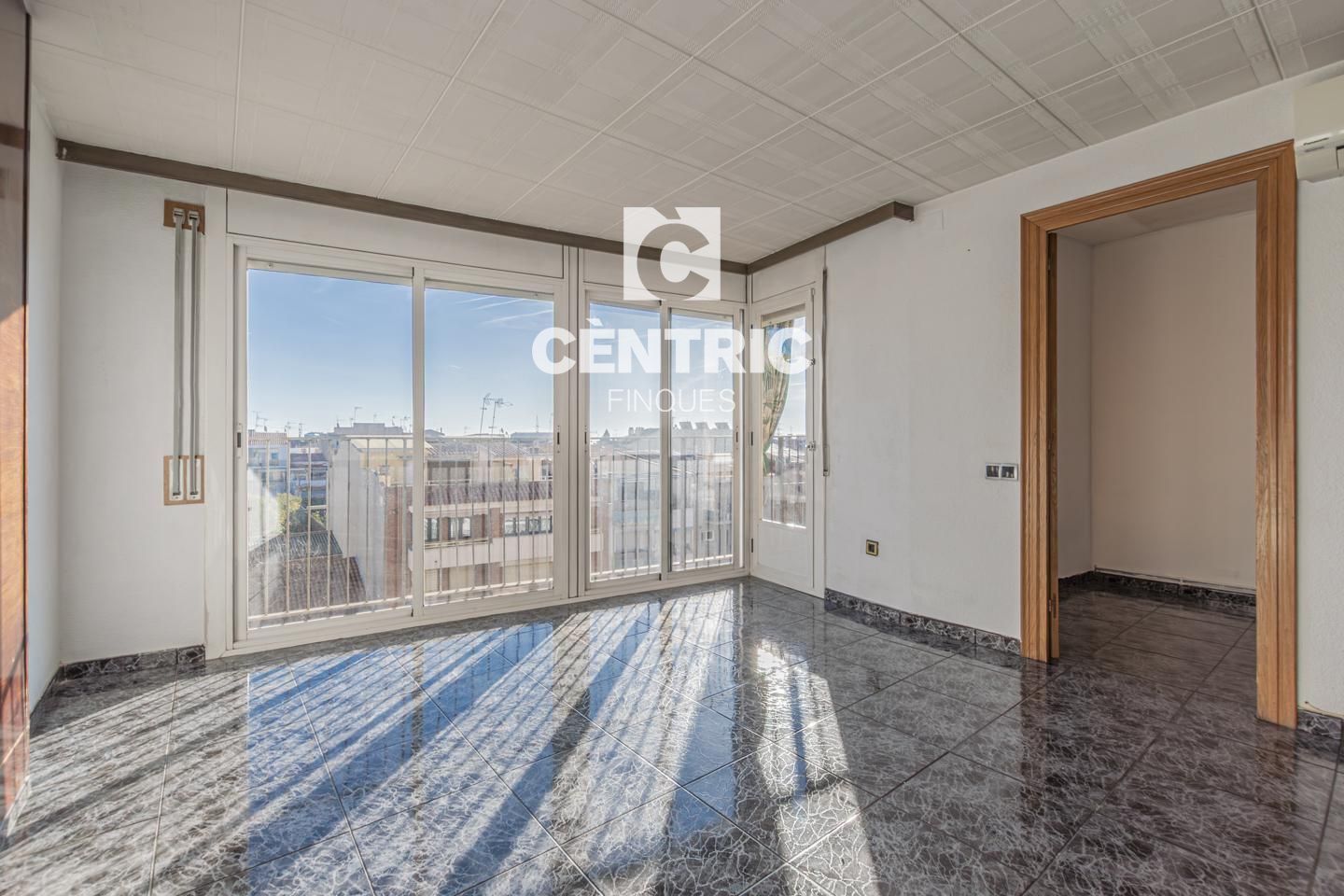 Dormitori de Pis en venda en Terrassa amb Calefacció