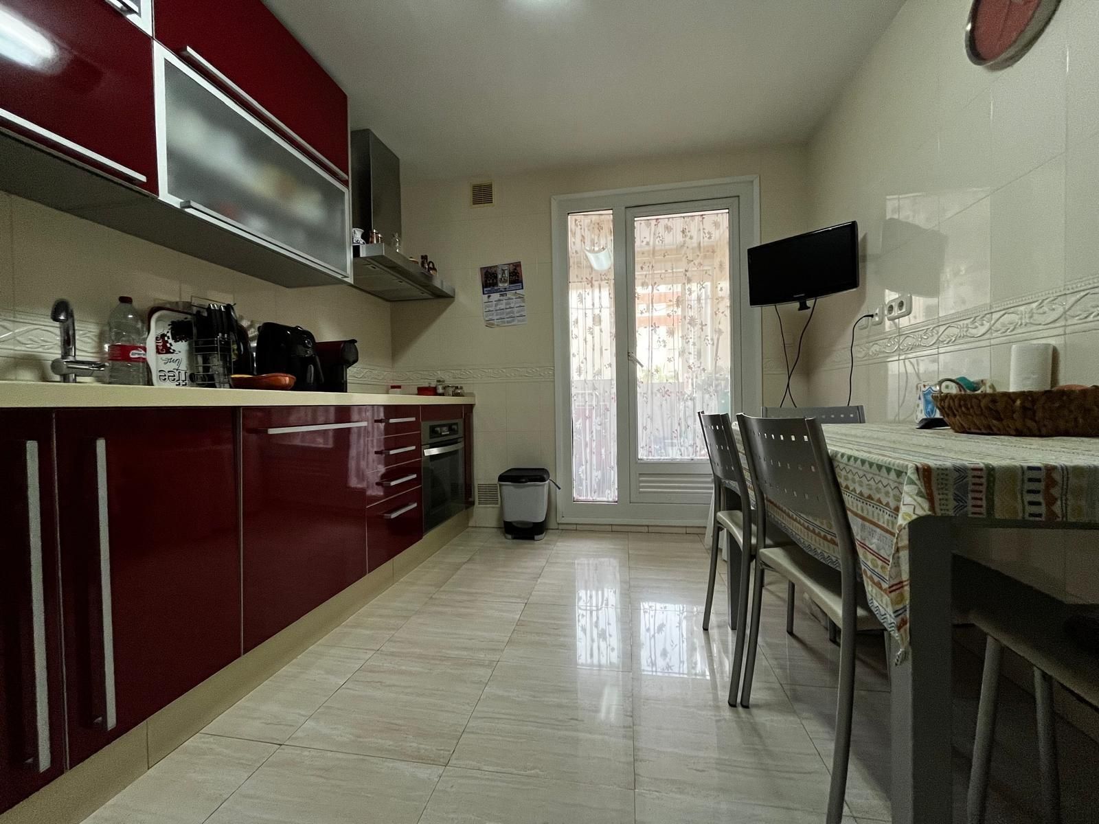 Kitchen of Flat for sale in Algeciras  with Terrace and Balcony