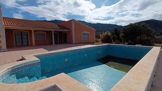 Casa-chalet en Venta en Las Tiesas