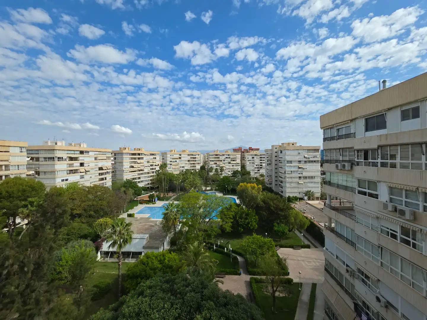 Piso con terraza en venta en Avenida Santander 25, imagen 26