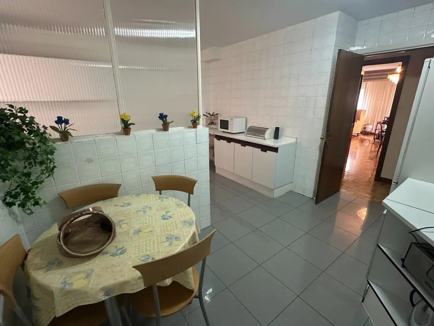 Cocina de Piso en venta en Burgos con Calefacción, Parquet y Terraza