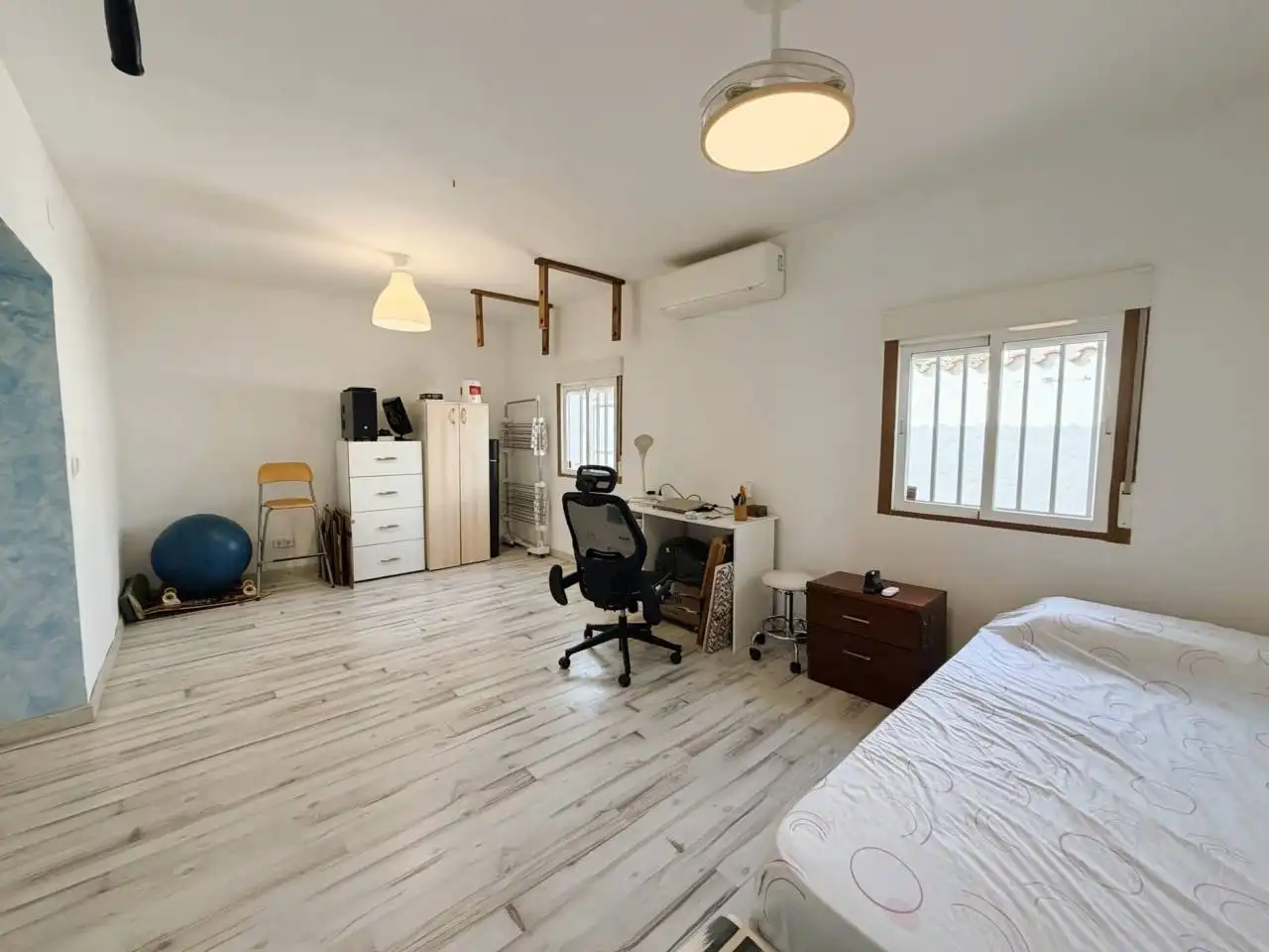 Casa o xalet en venda en Cedillo del Condado amb Aire condicionat, Calefacció i Jardí privat