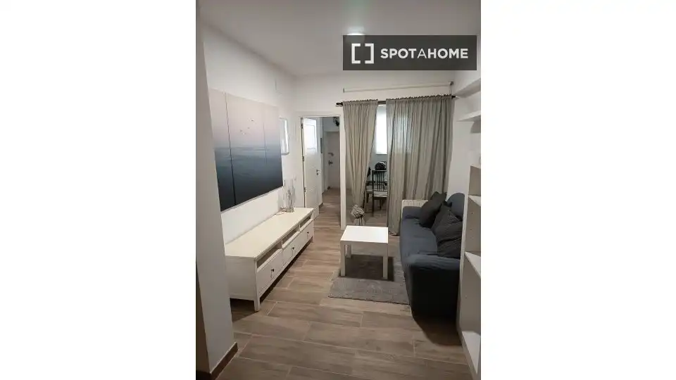 Bedroom of Flat for rent in Carabanchel