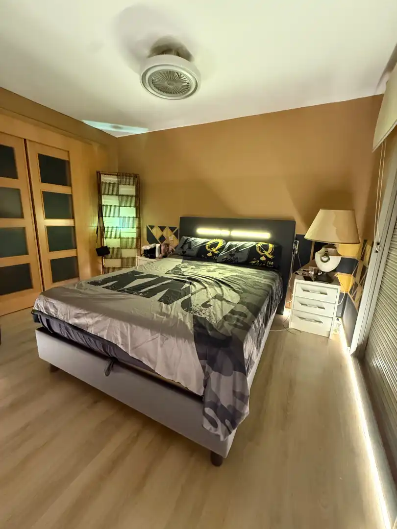 Habitación de Casa adosada en venta en Vinaròs con Aire acondicionado, Horno y Balcón