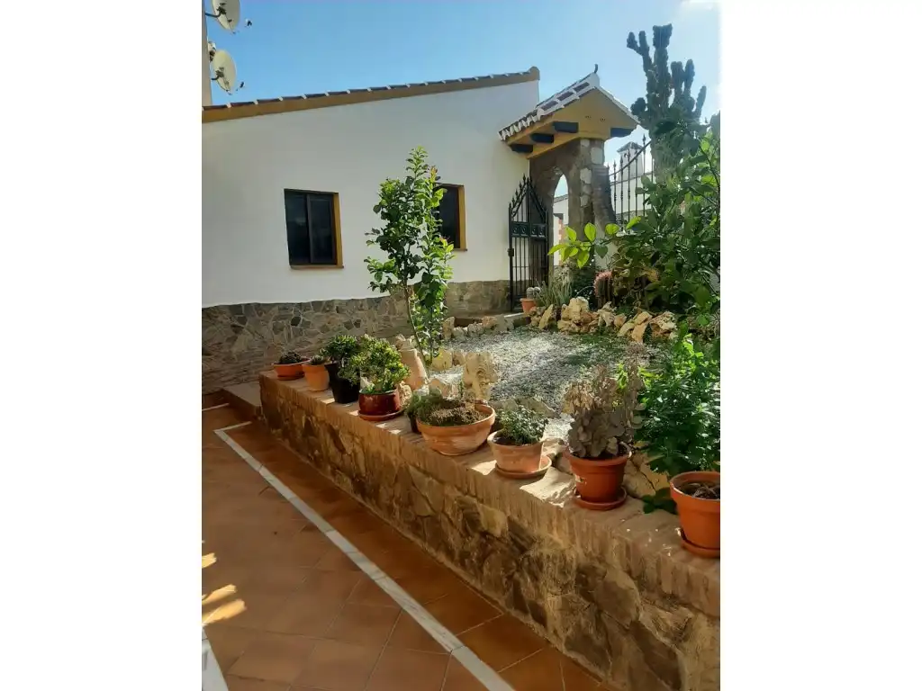 Jardí de Casa o xalet en venda en El Burgo