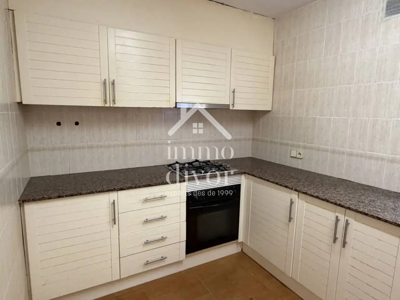 Casa aparellada amb jardí en venda a Centre, imagen 6