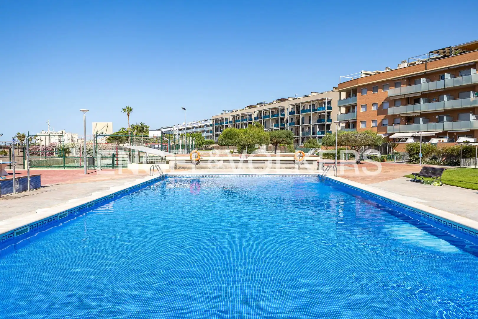 Piscina de Piso en venta en Cubelles con Aire acondicionado, Calefacción y Terraza