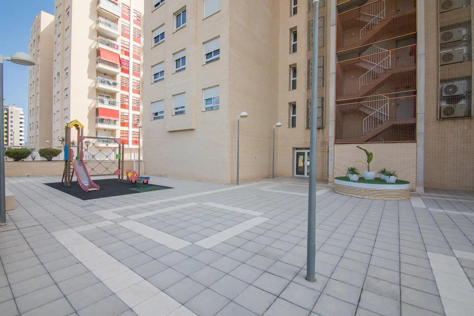 Exterior view of Flat for sale in El Campello  with Air Conditioner, Heating and Terrace