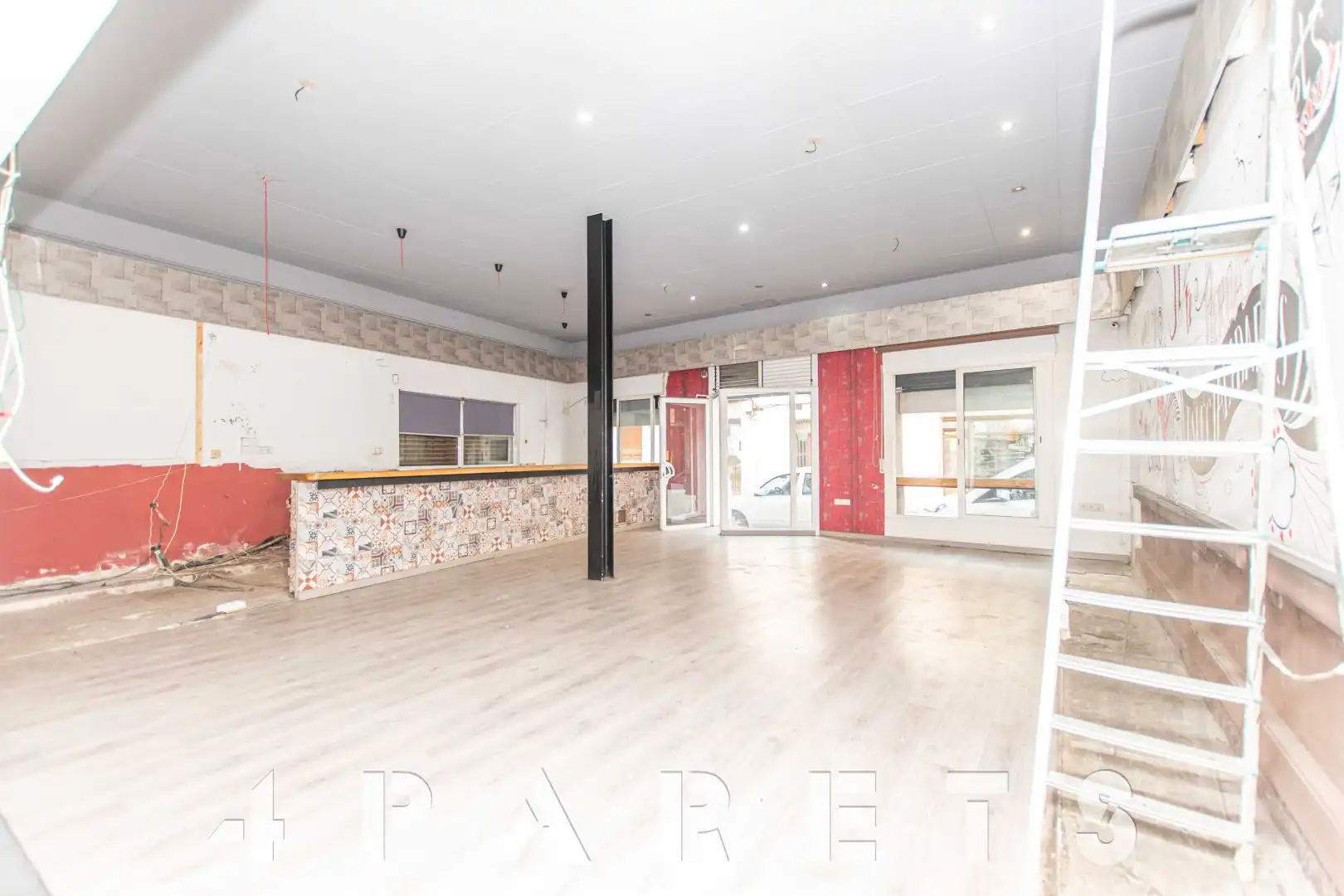 Commercial properties for sale in Canet de Mar  with Air Conditioner