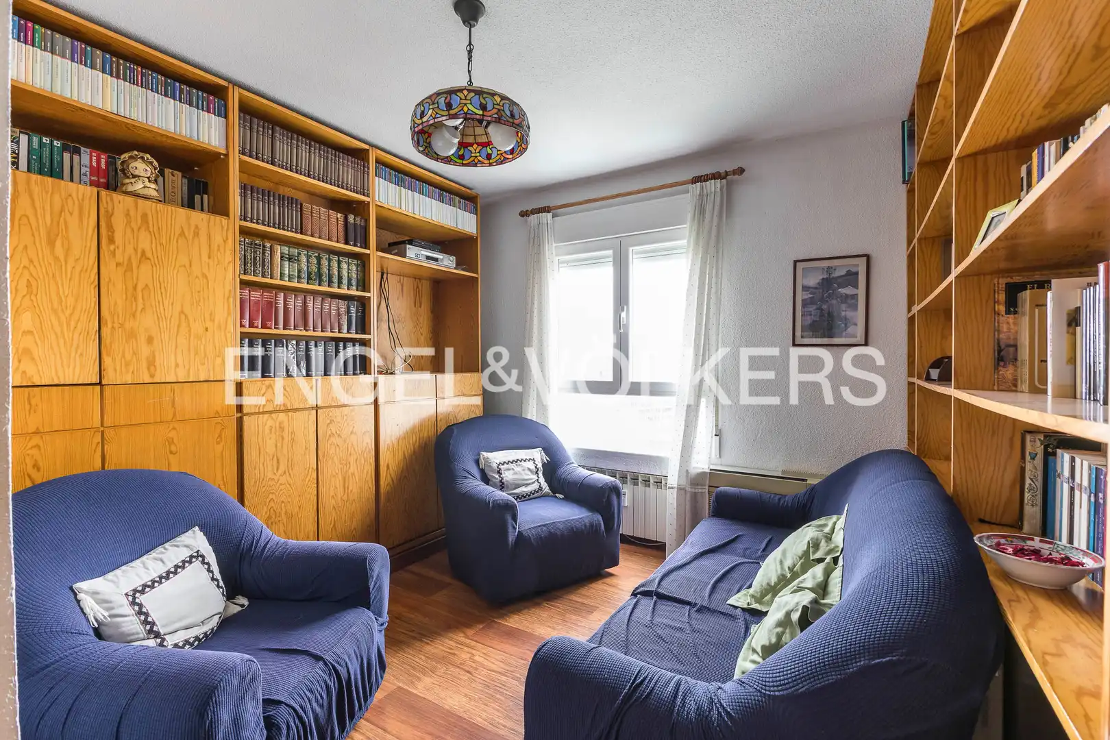 Wohnzimmer von Wohnung zum Verkauf in Madrid mit Klimaanlage, Heizung und Privatgarten