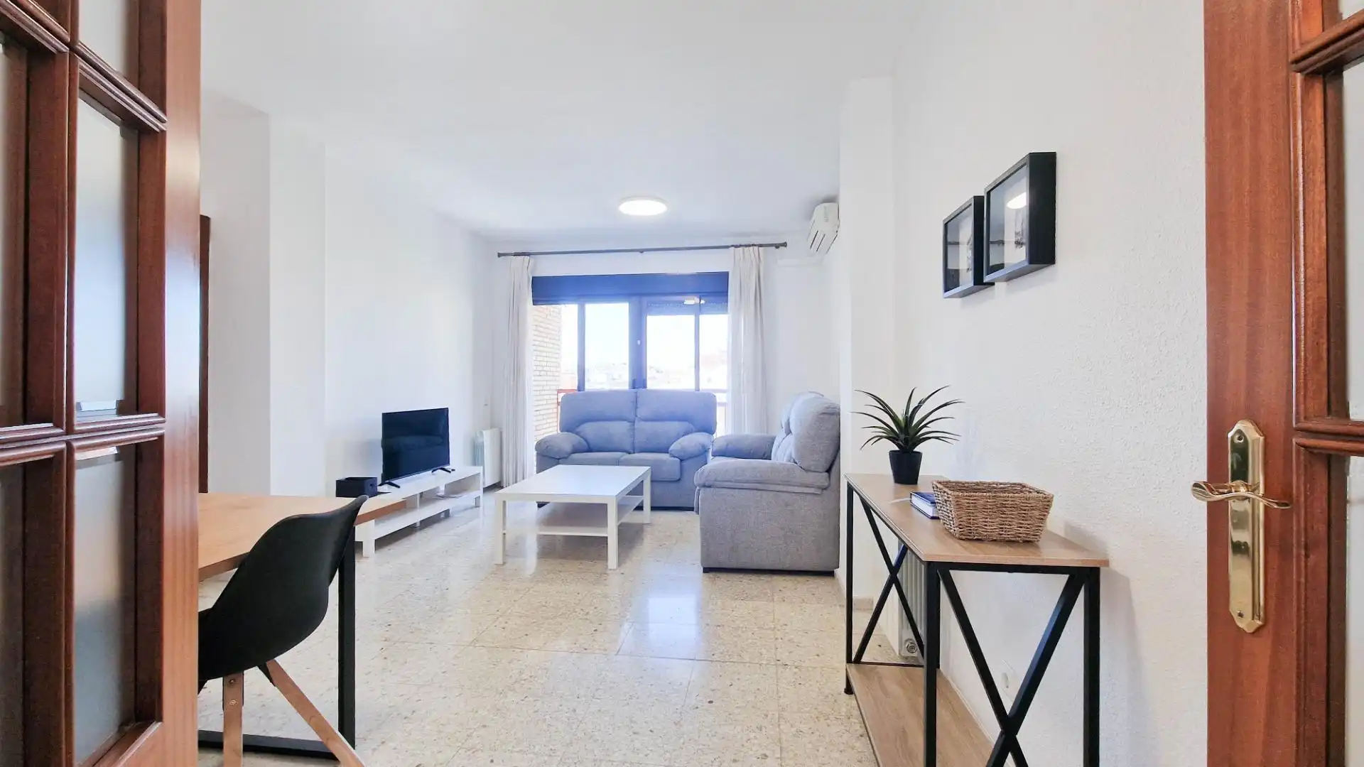 Piso de alquiler en Avenida JUAN PEREDA PILA, Maria Auxiliadora - Barriada de Llera