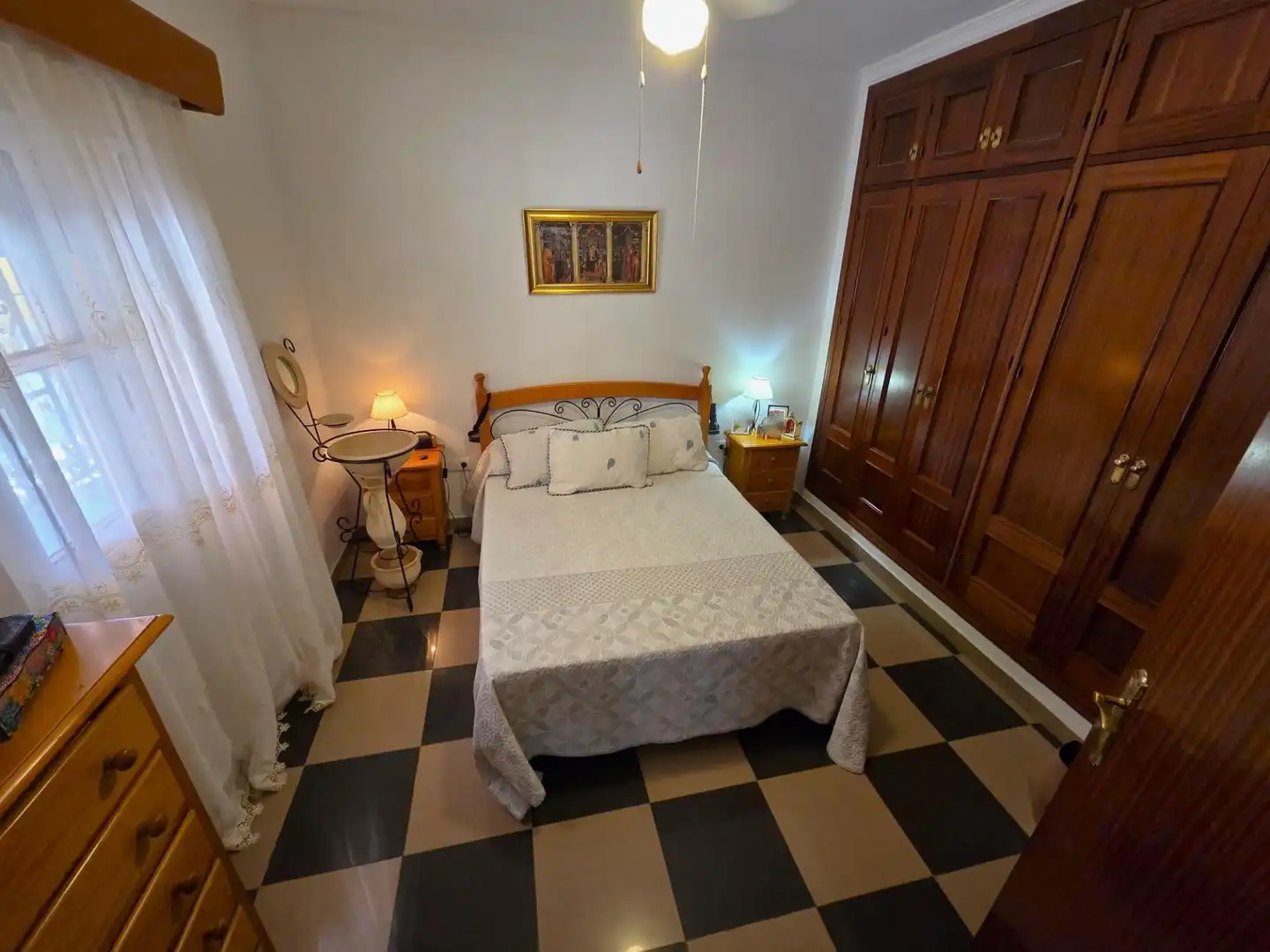 Schlafzimmer von Haus oder Chalet zum Verkauf in Chiclana de la Frontera mit Privatgarten, Abstellraum und Schwimmbad