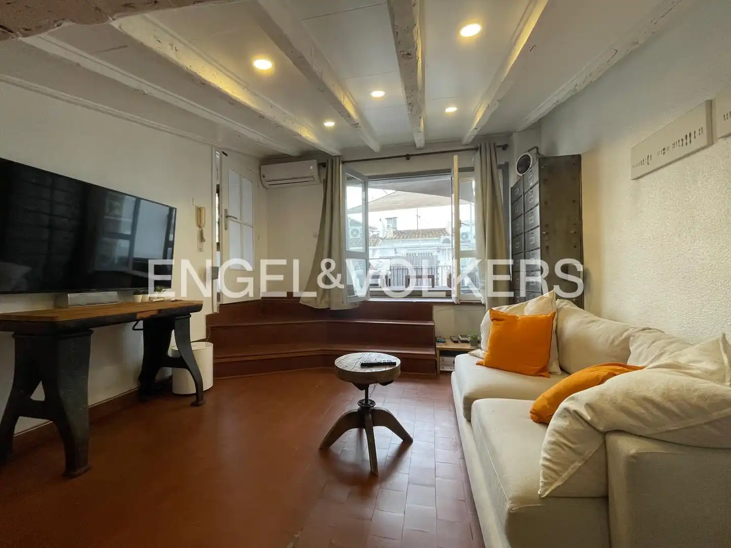Sala d'estar de Pis de lloguer en Valencia amb Aire condicionat, Calefacció i Terrassa