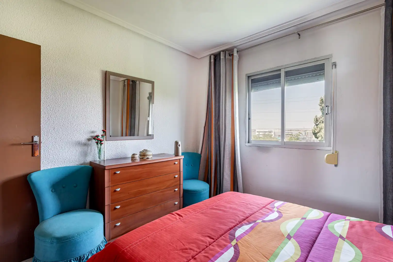 Flat for sale in Alicante, Benetússer