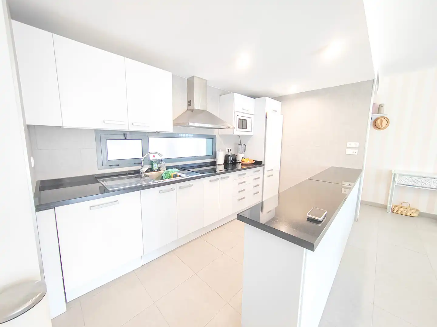 Cocina de Planta baja en venta en Vera con Aire acondicionado, Calefacción y Jardín privado
