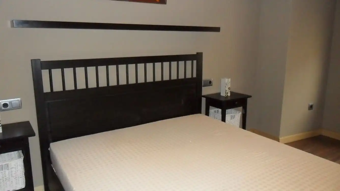 Schlafzimmer von Einfamilien-Reihenhaus zur Miete in Villarrobledo mit Klimaanlage, Heizung und Parkett
