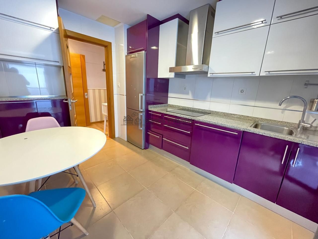 Kitchen of Flat for sale in Ourense Capital   with Heating, Storage room and Furnished
