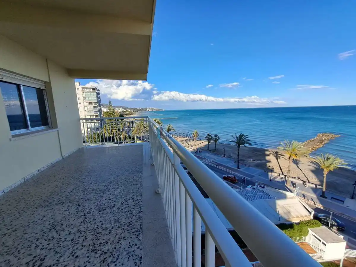 Terrassa de Apartament en venda en Benicasim / Benicàssim amb Piscina comunitària