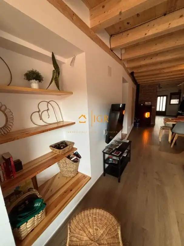 Sala d'estar de Casa o xalet en venda en Torrecilla En Cameros amb Aire condicionat i Calefacció