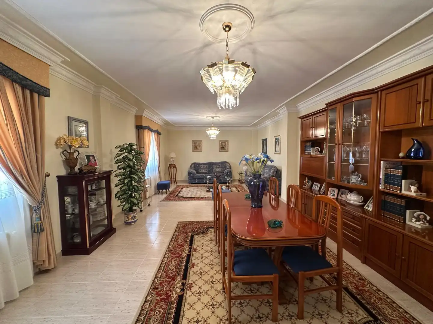 Comedor de Casa o chalet en venta en Mutxamel con Aire acondicionado, Calefacción y Jardín privado