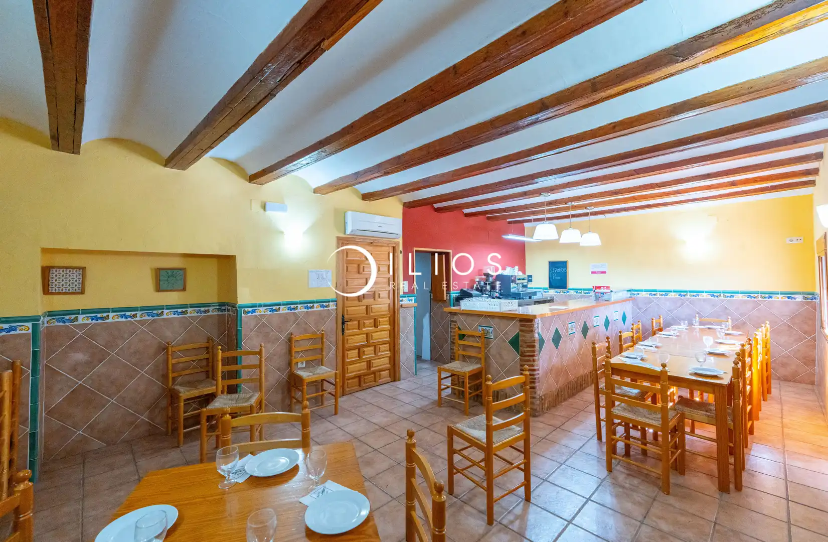Edificio en venta en Olocau con Piscina comunitaria