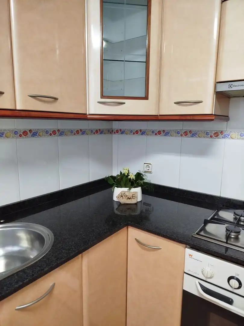 Cocina de Piso en venta en Esparreguera con Calefacción