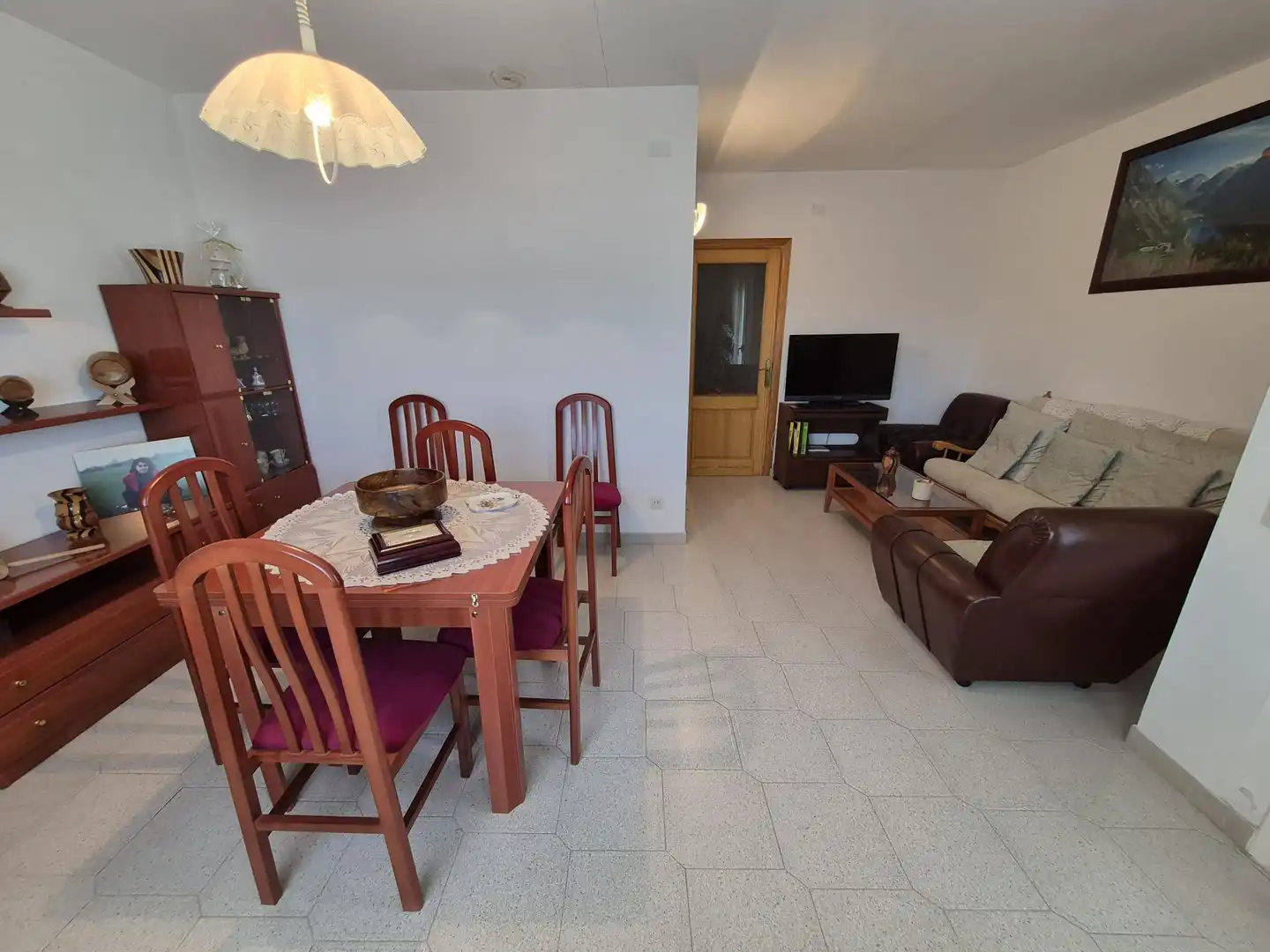 Sala de estar de Casa o chalet en venta en Lliçà d'Amunt con Calefacción y Jardín privado