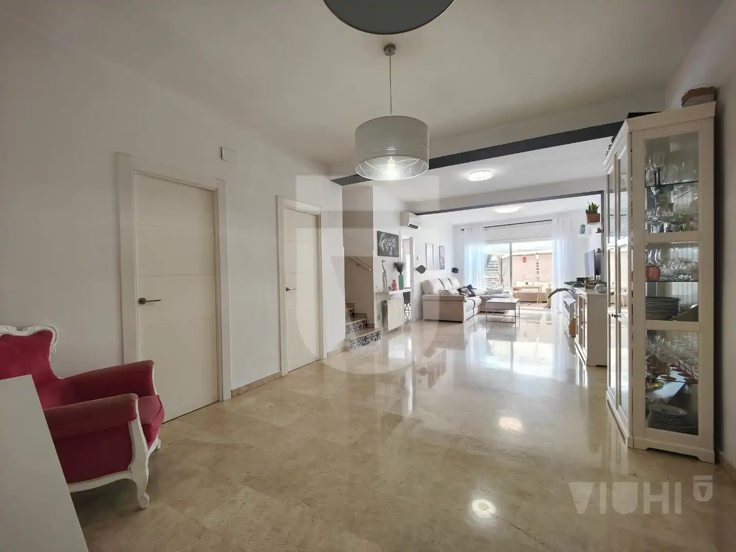 Sala d'estar de Dúplex en venda en Montgat amb Aire condicionat, Calefacció i Jardí privat