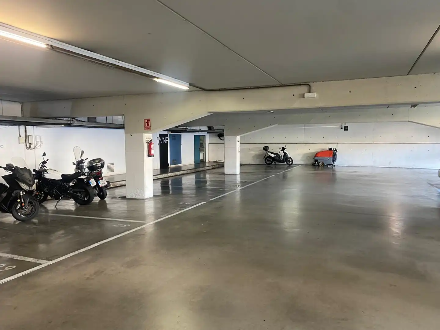 Fabrikhallen zur Miete in Calle de les Ciències, La Font d'en Fargues