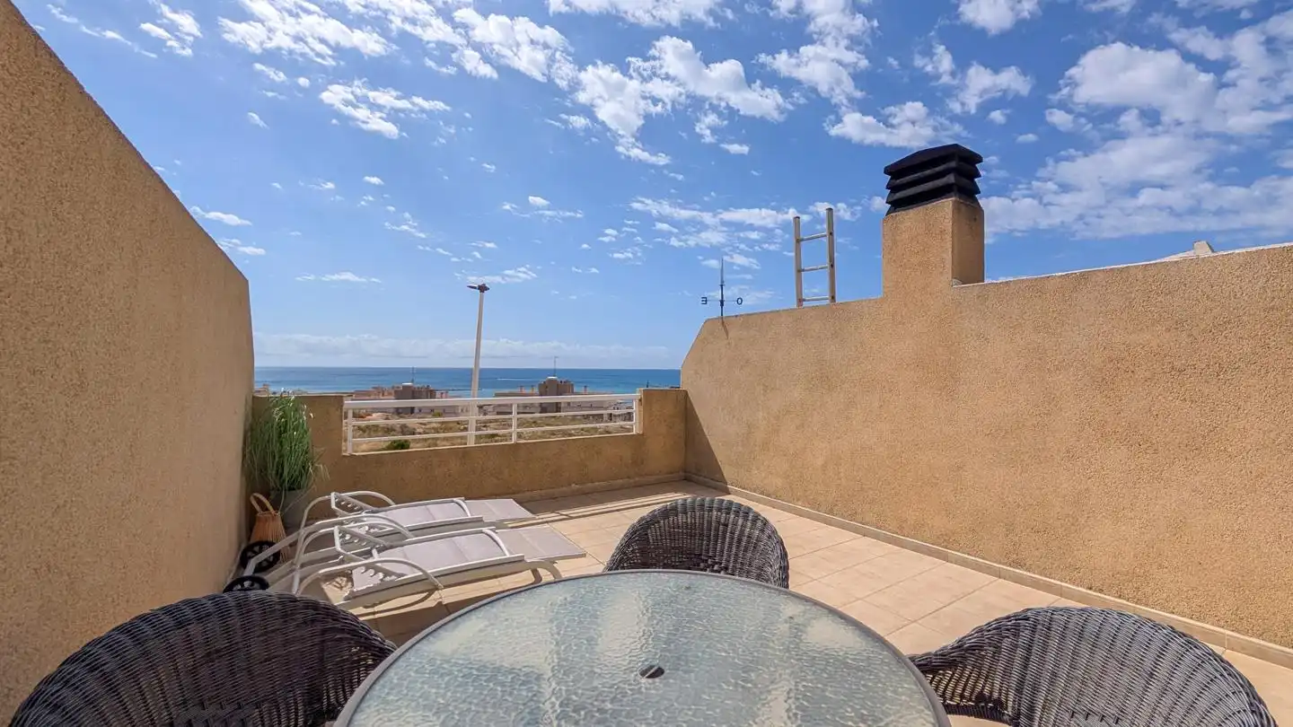 Terraza de Casa adosada en venta en Santa Pola con Aire acondicionado, Terraza y Piscina