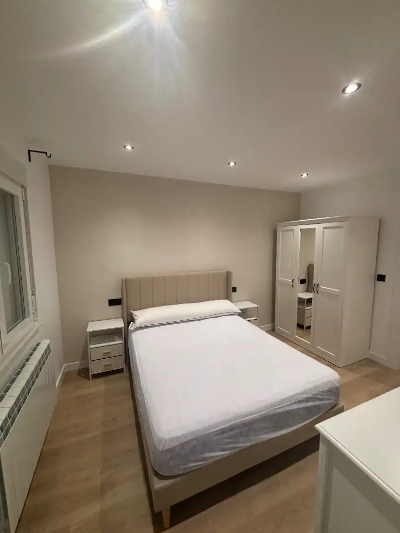 Flat for rent in Avenida de los Cedros, Garrido Norte