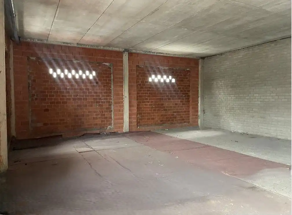 Local comercial en venda a Llanera, imagen 3