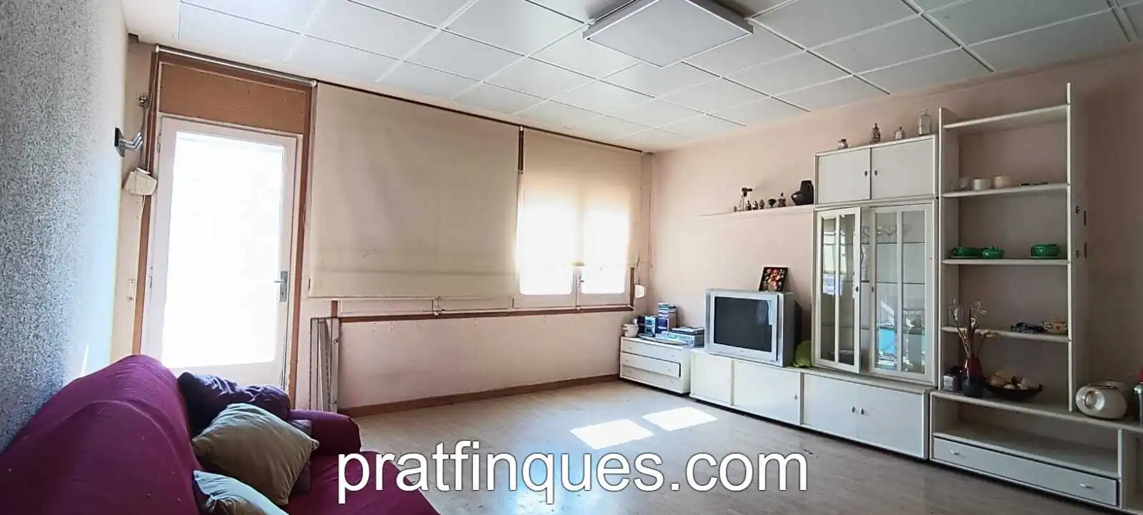 Sala d'estar de Casa adosada en venda en El Prat de Llobregat amb Aire condicionat, Calefacció i Jardí privat