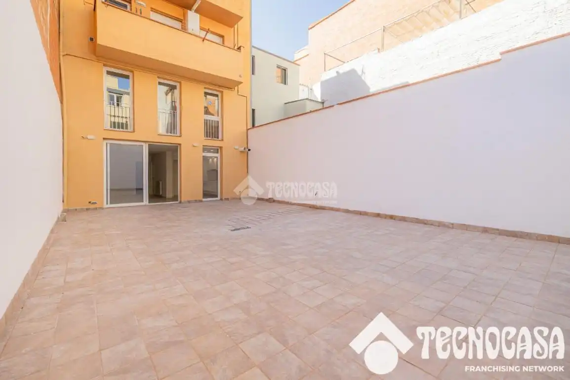 Casa bifamiliare in vendita a Sant Andreu
