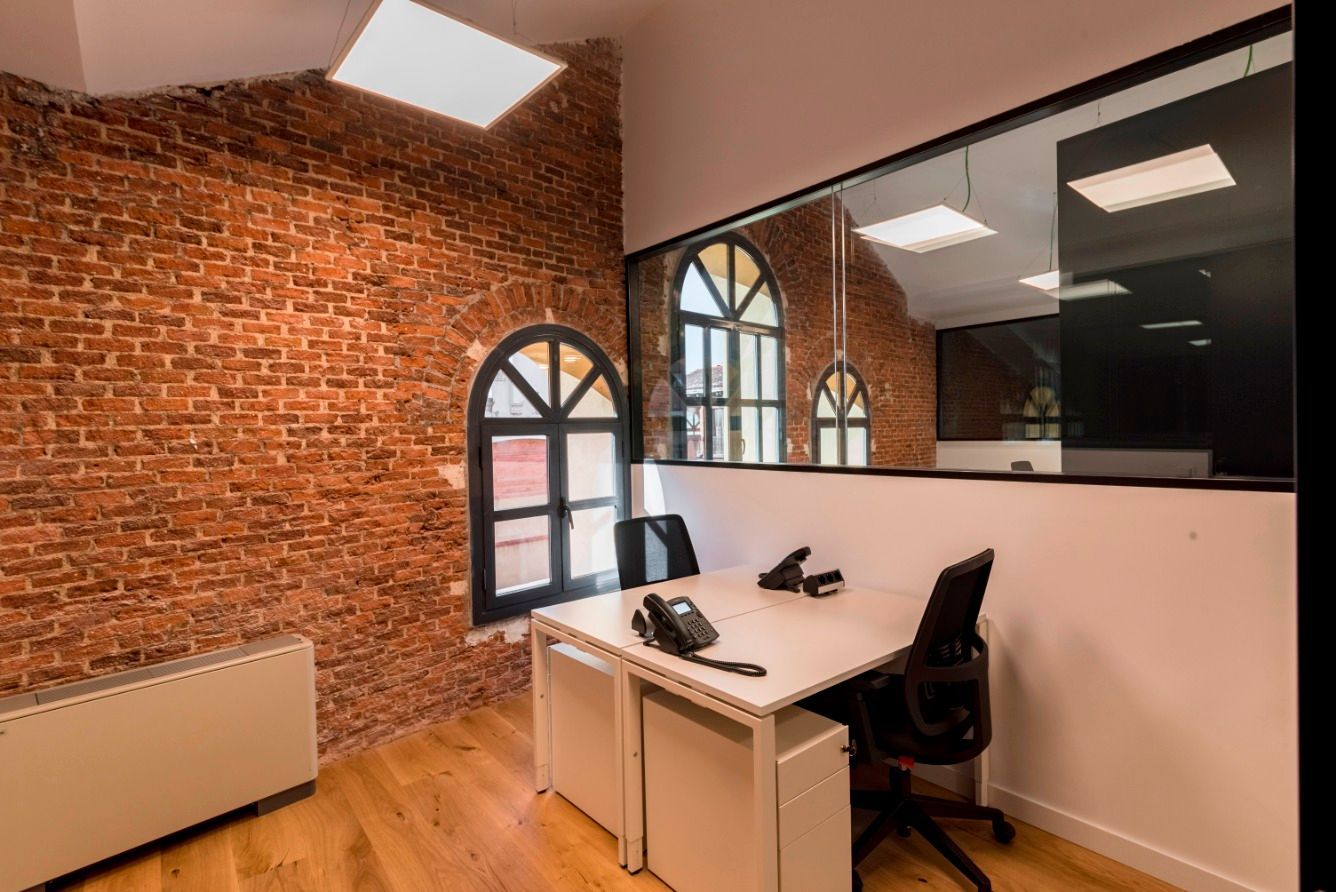 Office to rent in  Madrid Capital  with Air Conditioner, Heating and Furnished