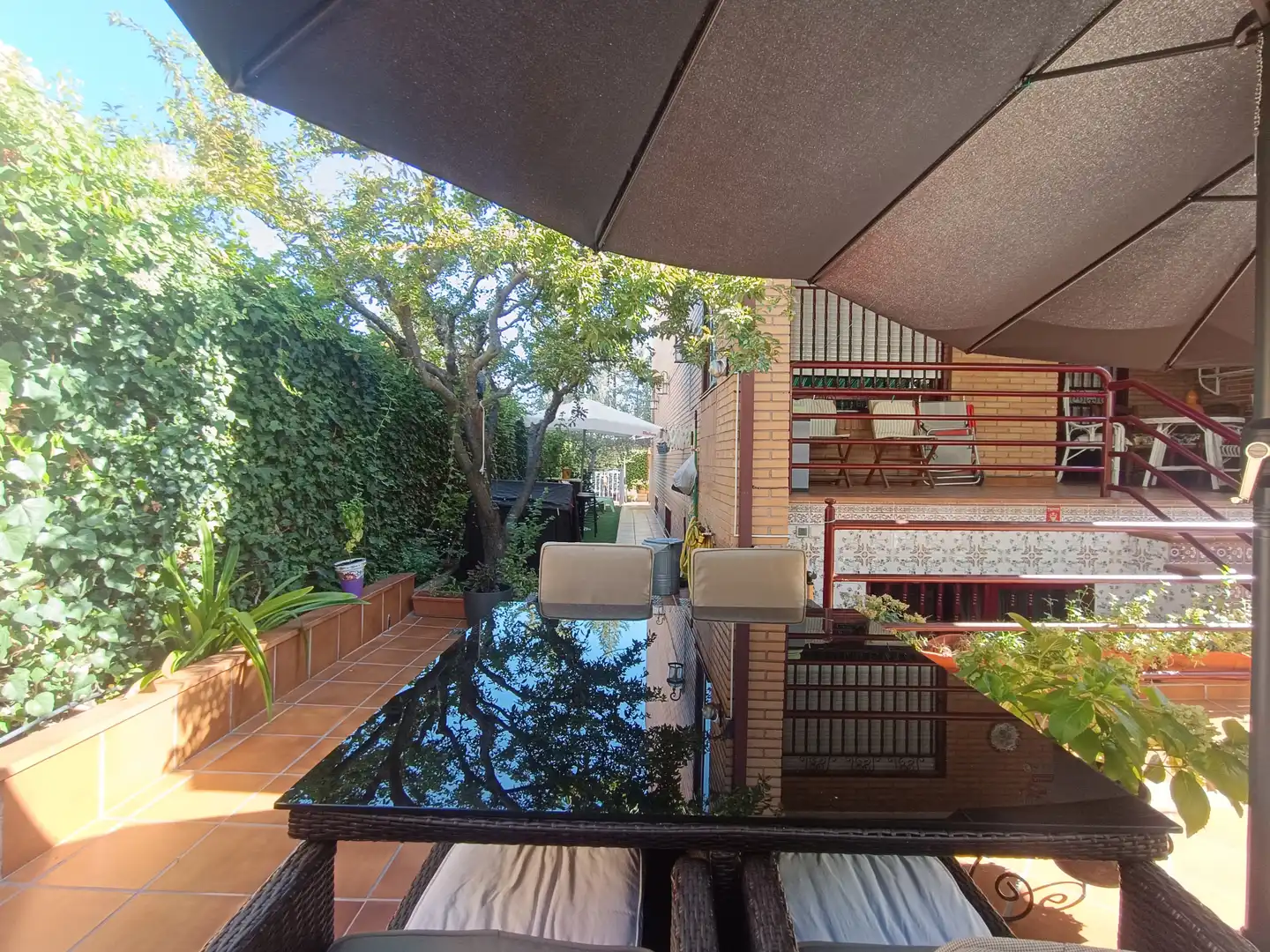 Casa adosada en venta en Valderas - Los Castillos
