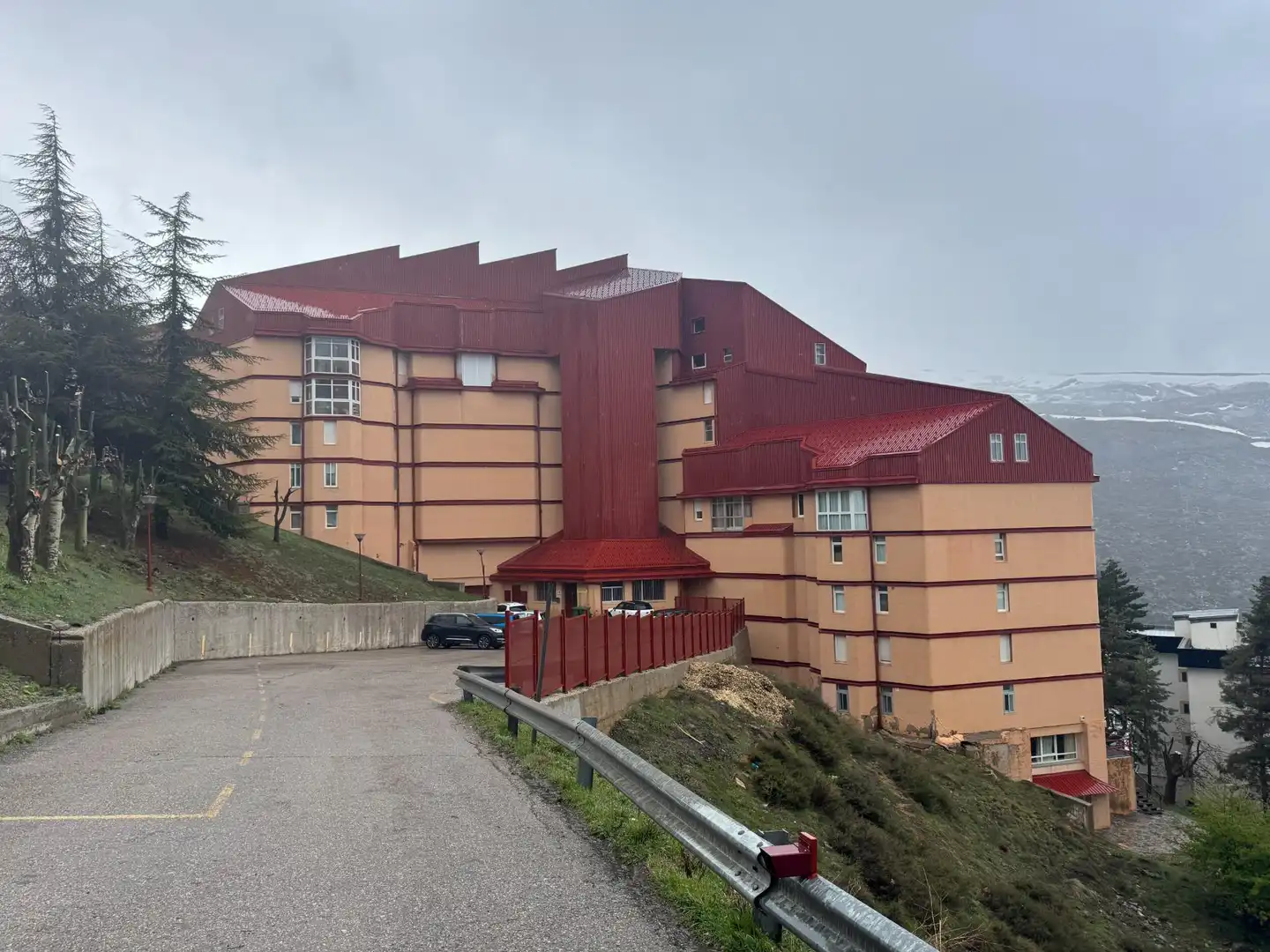 Vista exterior de Dúplex en venda en Sierra Nevada amb Calefacció i Moblat